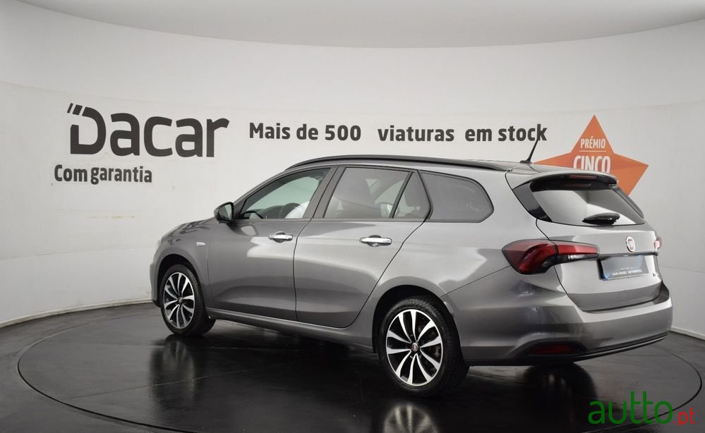 2020' Fiat Tipo 1.6 M-Jet Lounge photo #5