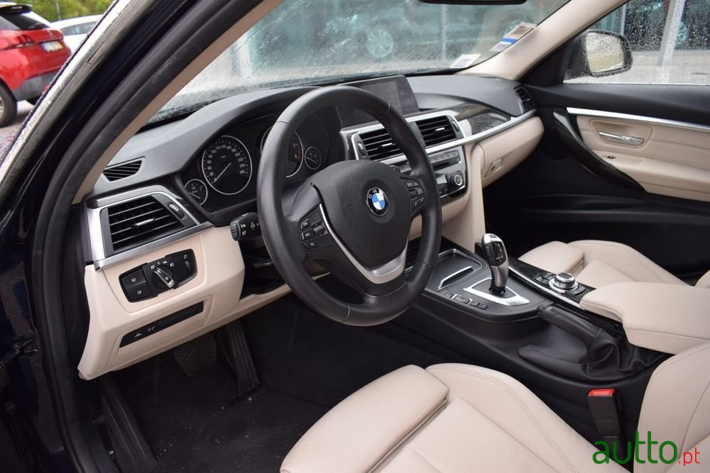 2016' BMW Série 3 D Ed Line photo #6