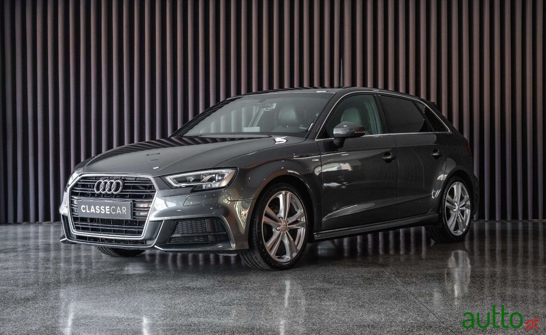 2017' Audi A3 Sportback photo #1