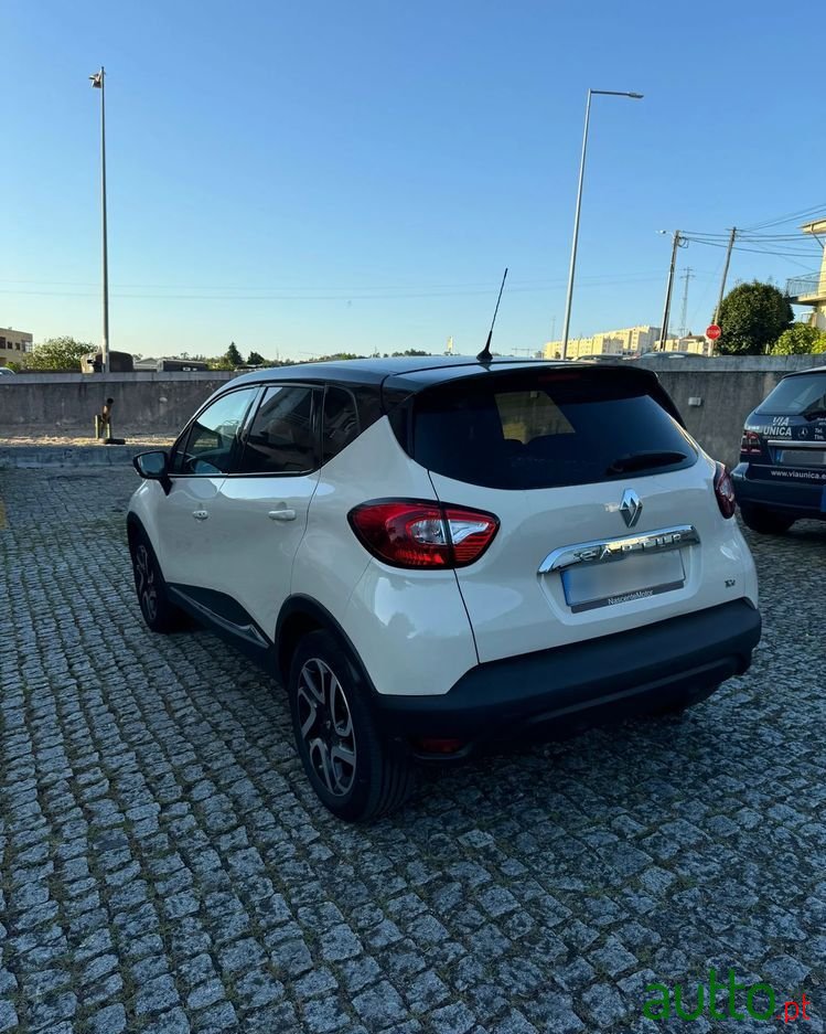 2016' Renault Captur photo #4