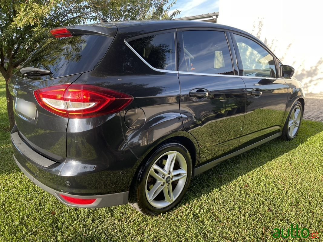 2015' Ford C-MAX photo #3