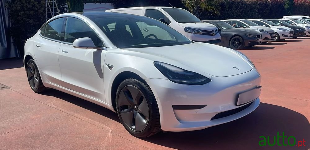 2020' Tesla Model 3 Standard Rwd Plus photo #1