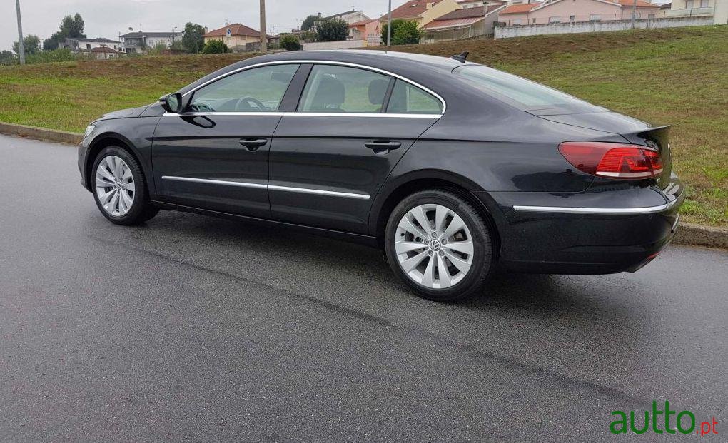 2014' Volkswagen Passat CC 2.0 Tdi photo #2