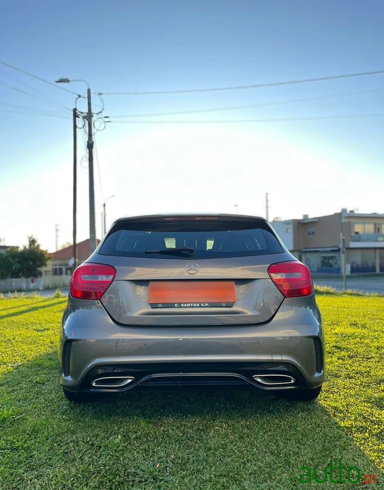 2014' Mercedes-Benz Classe A photo #4