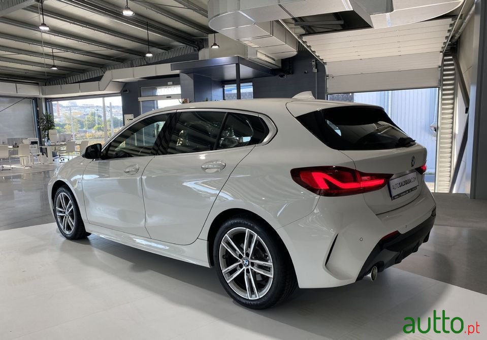 2021' BMW 116 photo #3