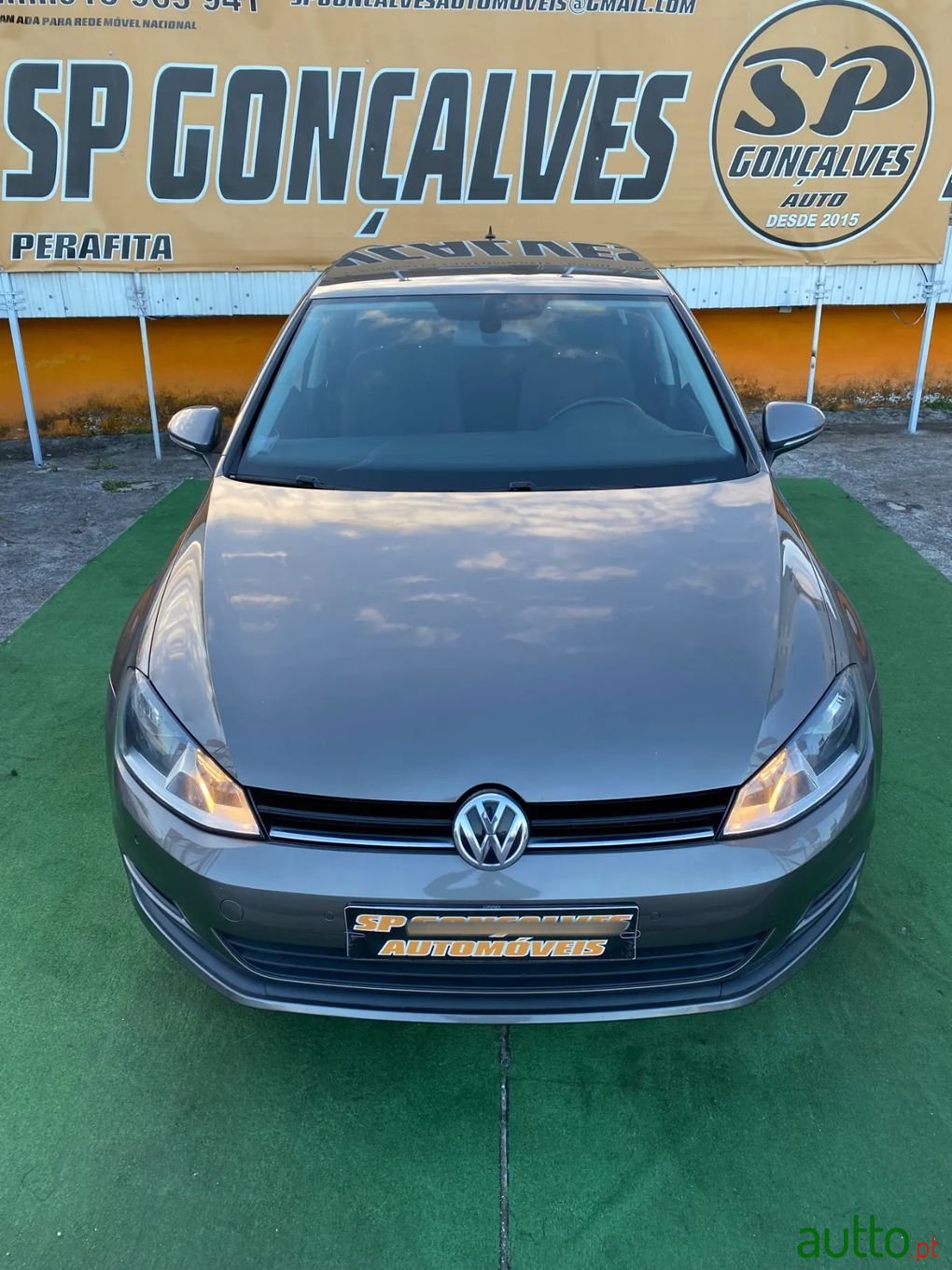 2015' Volkswagen Golf photo #4