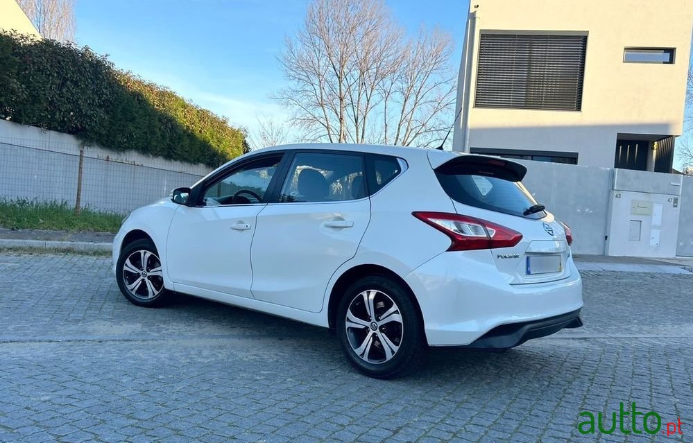 2015' Nissan Pulsar photo #3