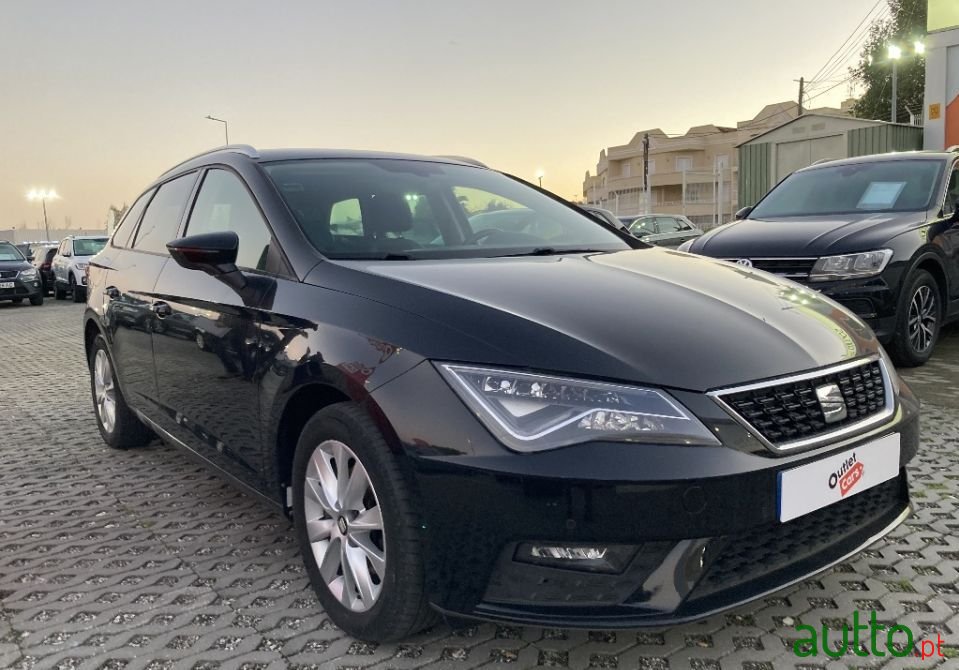 2017' SEAT Leon-St photo #3