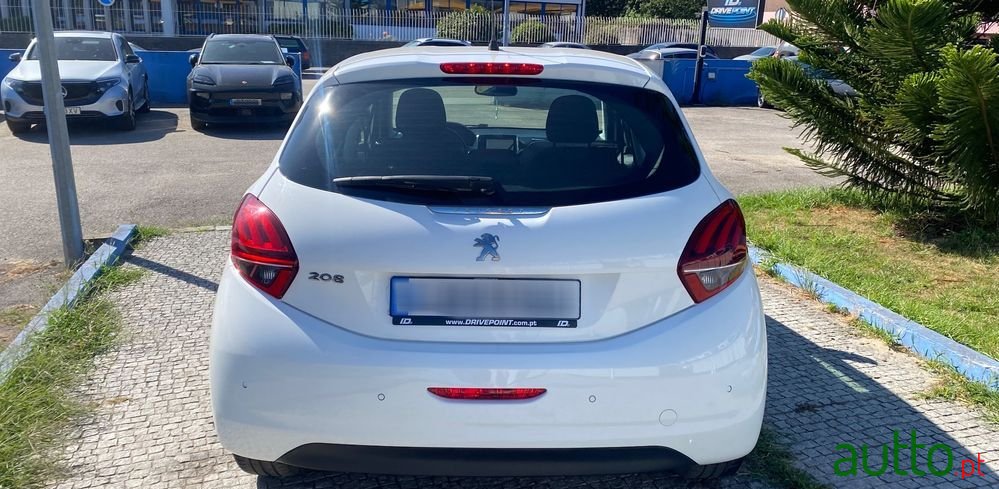 2018' Peugeot 208 photo #5