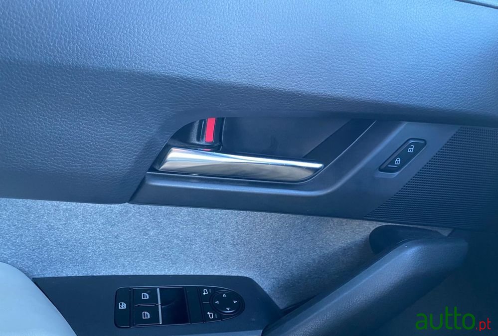 2023' Mazda MX-30 photo #6