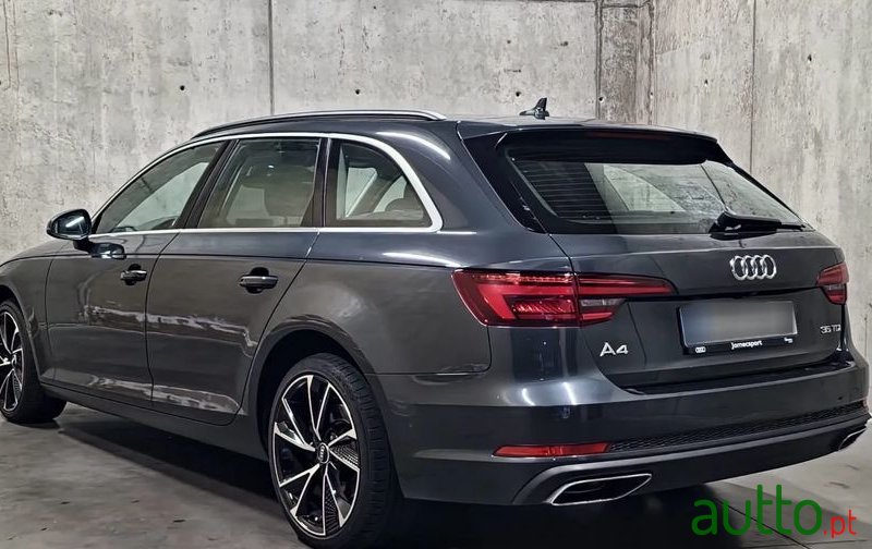 2019' Audi A4 Avant photo #5