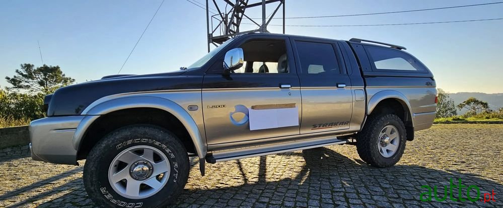 2004' Mitsubishi L200 photo #3