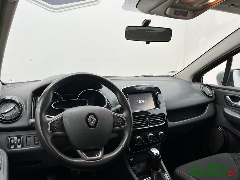 2019' Renault Clio 0.9 Tce Limited photo #6