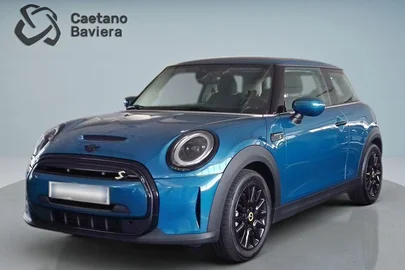 2023' MINI Cooper 3 Portas