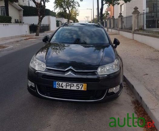 2011' Citroen C5 Tourer photo #4