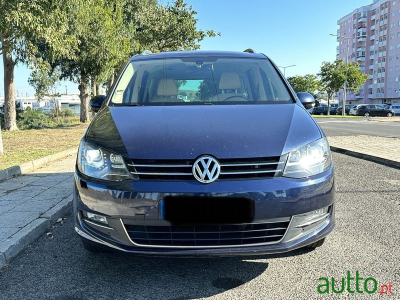 2012' Volkswagen Sharan photo #4