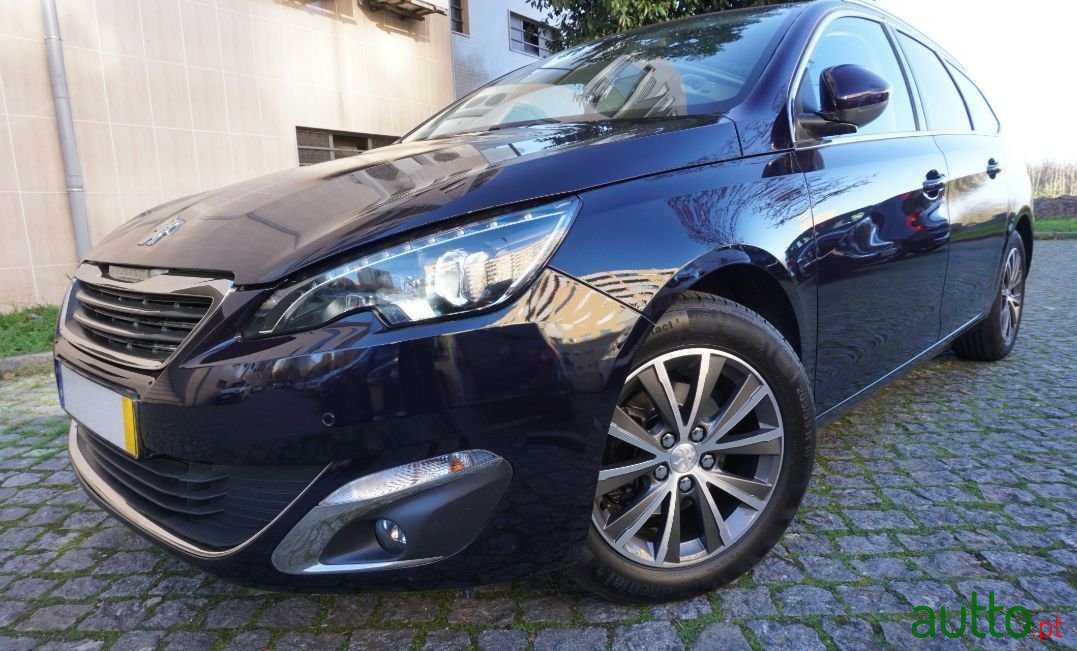 2015' Peugeot 308 Sw photo #3