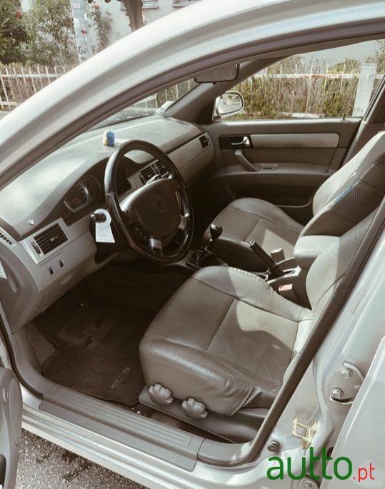 2006' Chevrolet Nubira photo #5