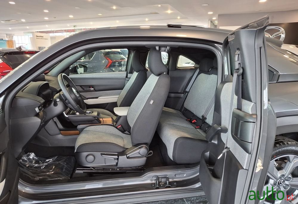 2024' Mazda MX-30 photo #6