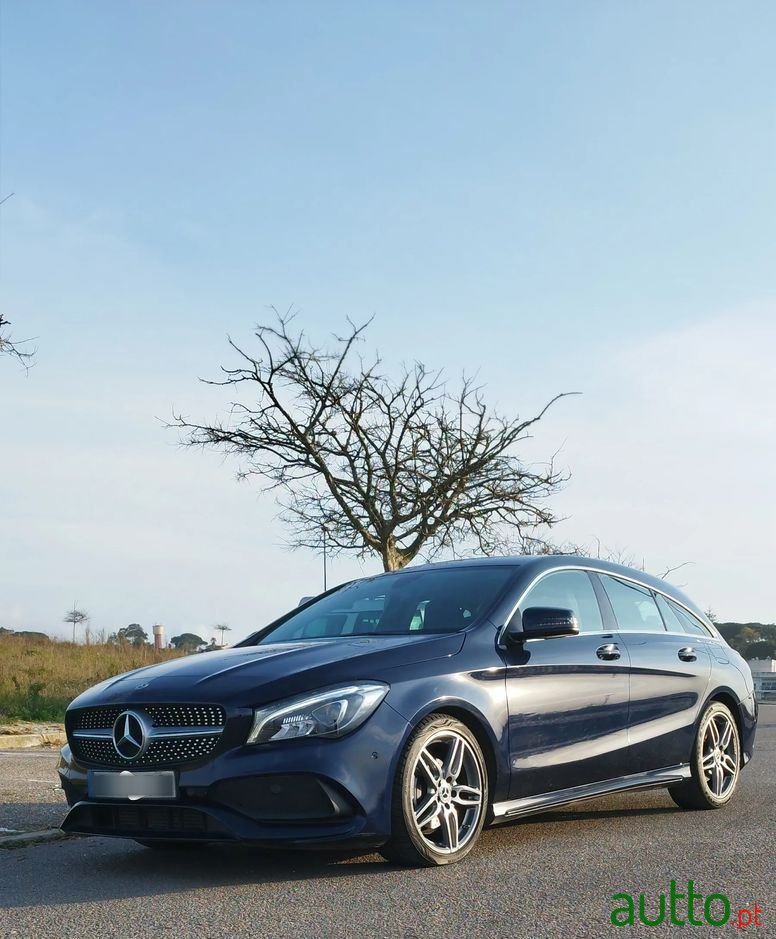 2018' Mercedes-Benz Classe Cla photo #1