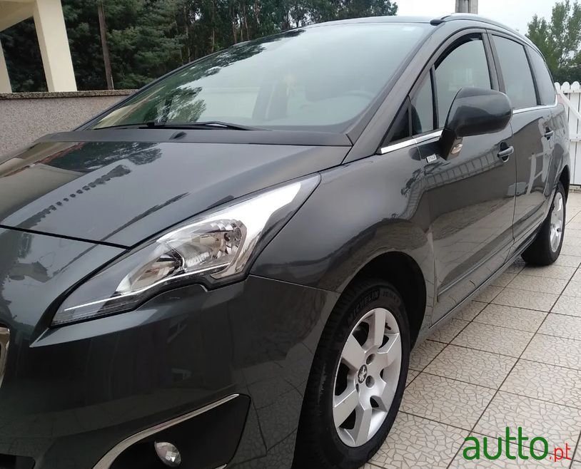 2016' Peugeot 5008 photo #4