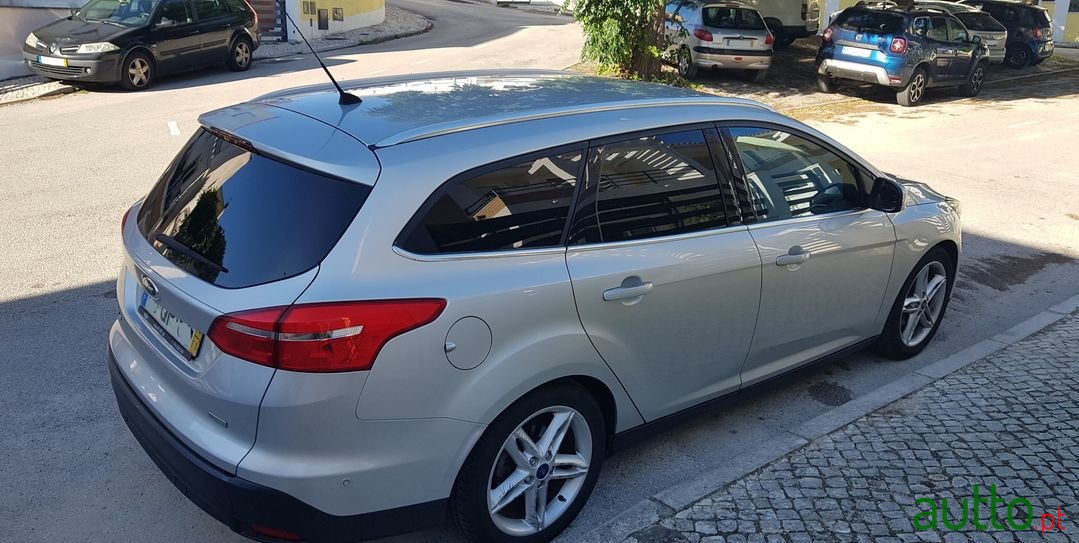 2015' Ford Focus Sw photo #3