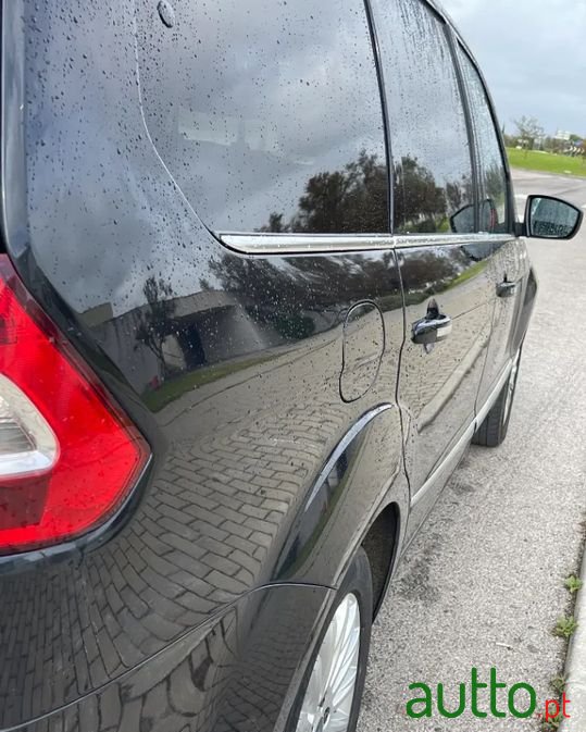 2014' Ford Galaxy photo #4