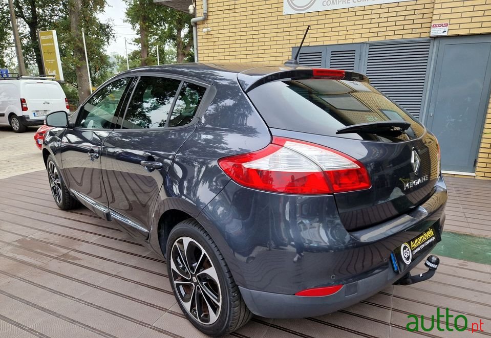 2014' Renault Megane photo #6