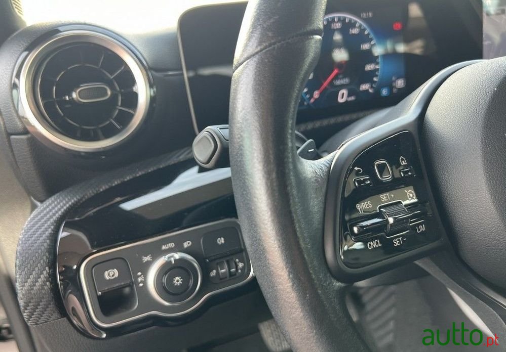 2019' Mercedes-Benz Classe A photo #6