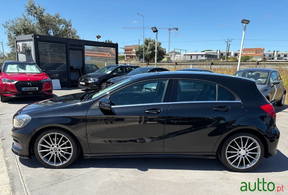 2013' Mercedes-Benz Classe A photo #3