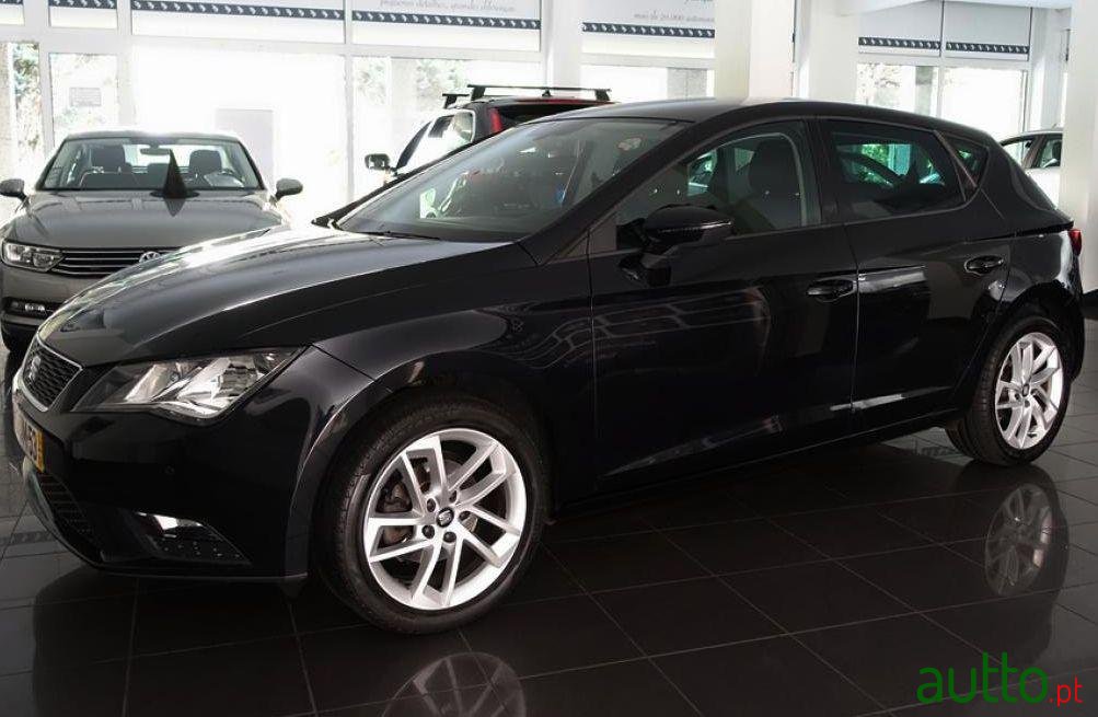 2014' SEAT Leon 1.6 TDi Ecomotive Style photo #3