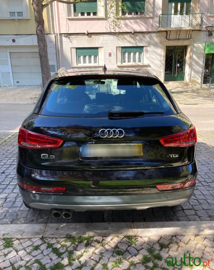 2016' Audi Q3 2.0 Tdi Design photo #4