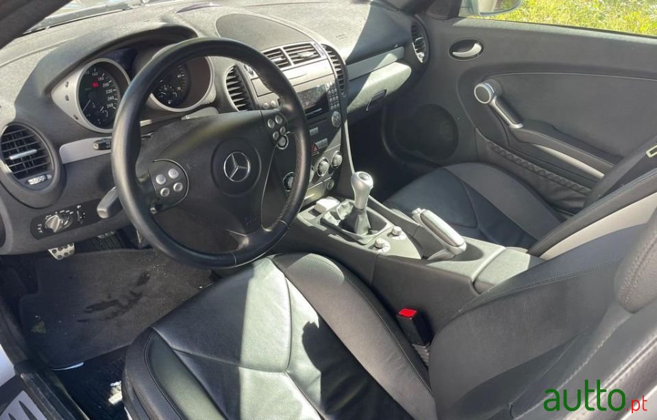 2005' Mercedes-Benz Slk-200 photo #5