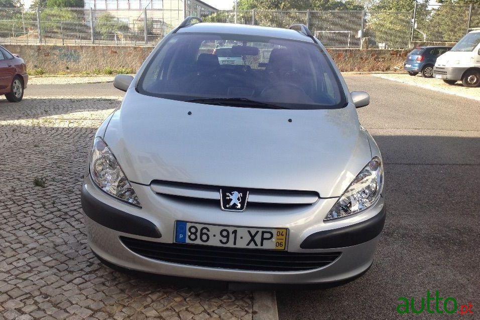 2004' Peugeot 307 Sw photo #5