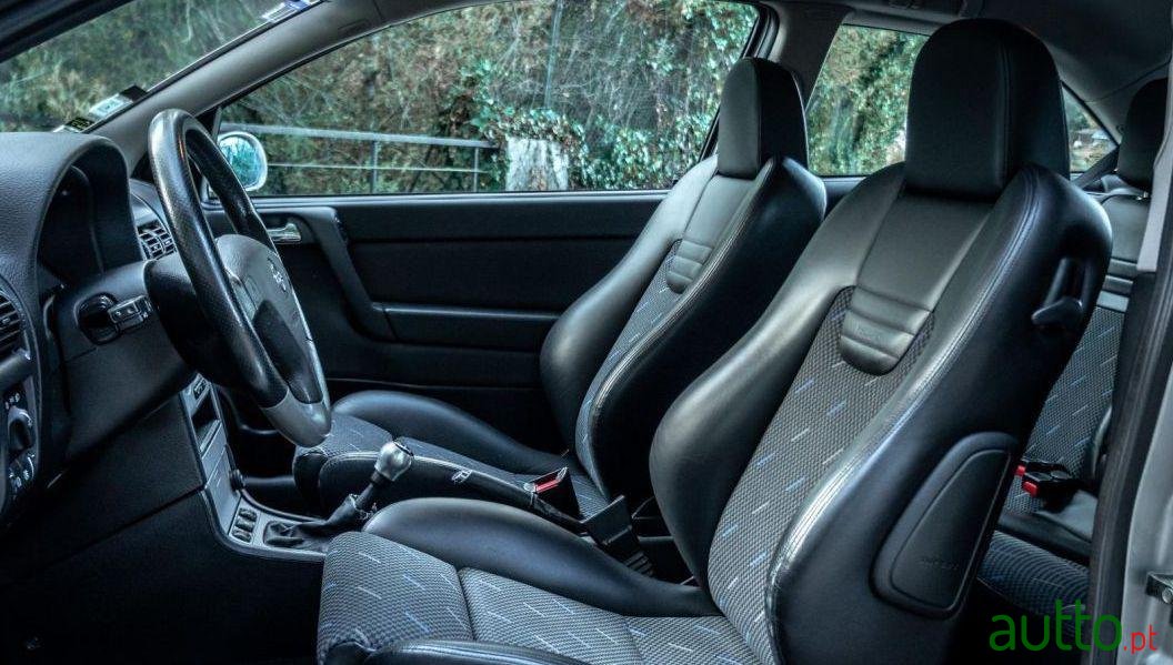 2003' Opel Astra photo #2