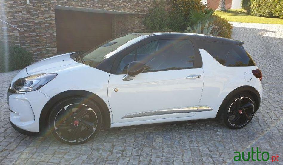 2018' DS Automobiles Ds3 photo #2