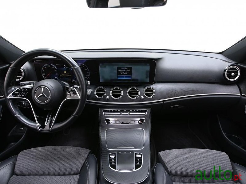 2021' Mercedes-Benz Classe E photo #6