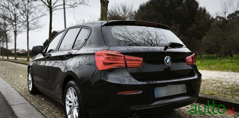 2019' BMW Série 1 D photo #4