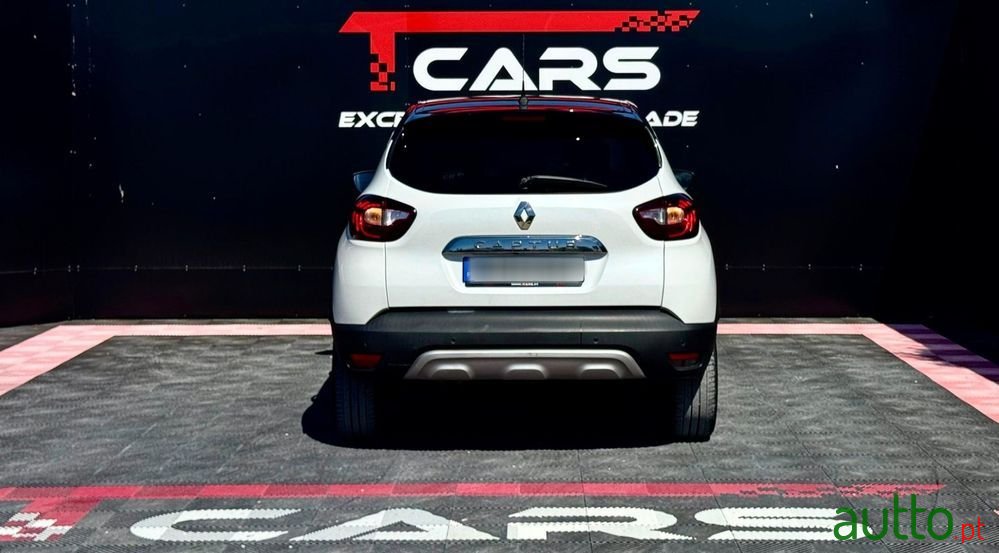 2017' Renault Captur photo #5