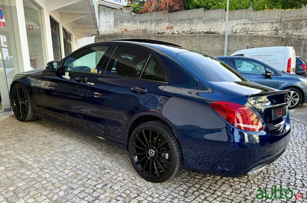 2017' Mercedes-Benz Classe C photo #6