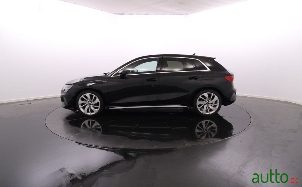 2023' Audi A3 Sportback photo #3