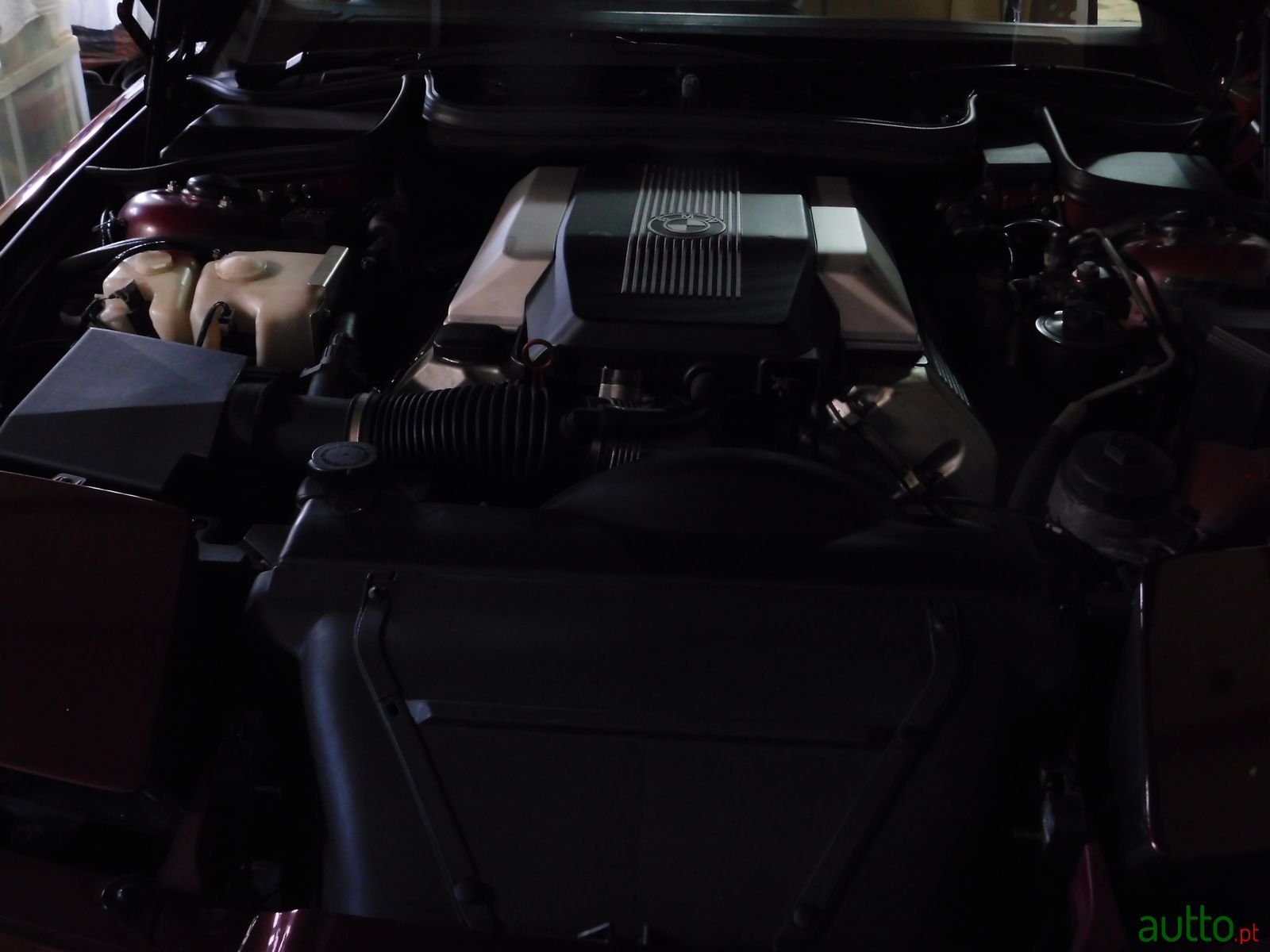 1999' BMW 8 Series photo #7