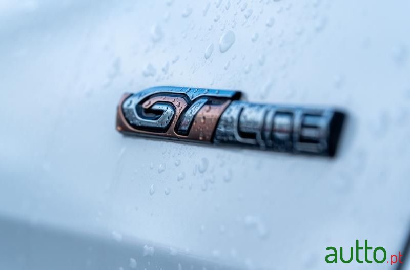 2019' Peugeot 5008 photo #6