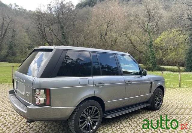 2011' Land Rover Range Rover photo #3