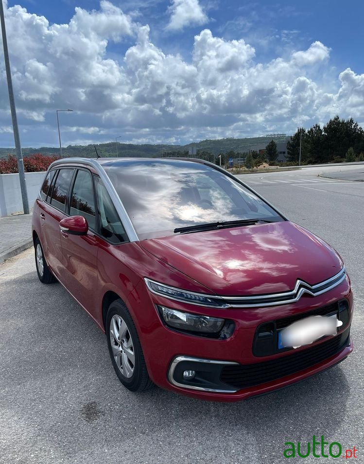 2018' Citroen C4 SpaceTourer photo #1
