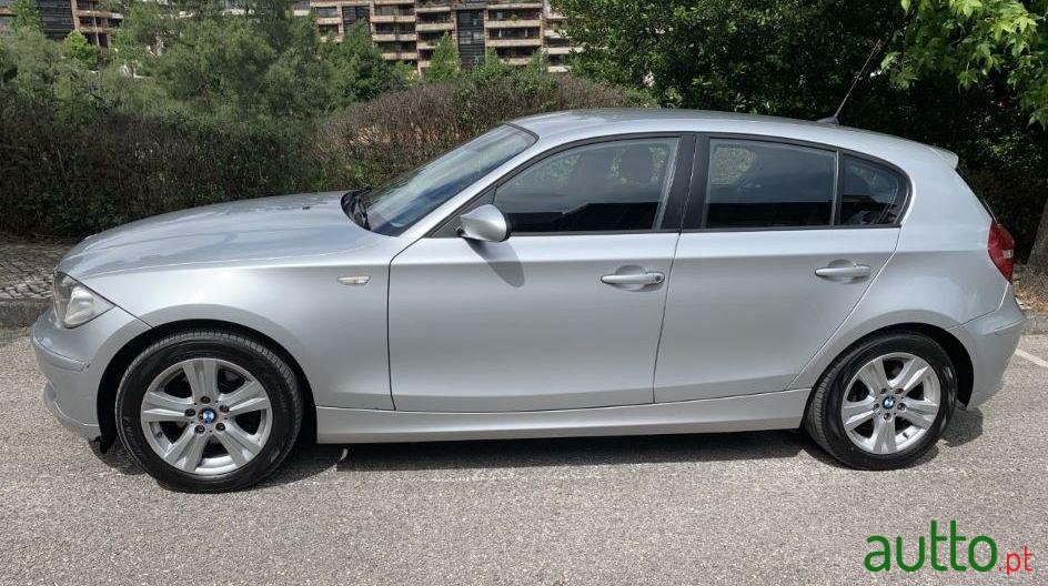 2007' BMW 120 177Cv photo #3
