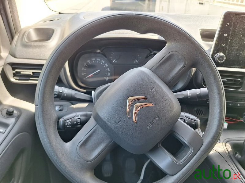 2022' Citroen Berlingo 1.5 Bluehdi M Live photo #5