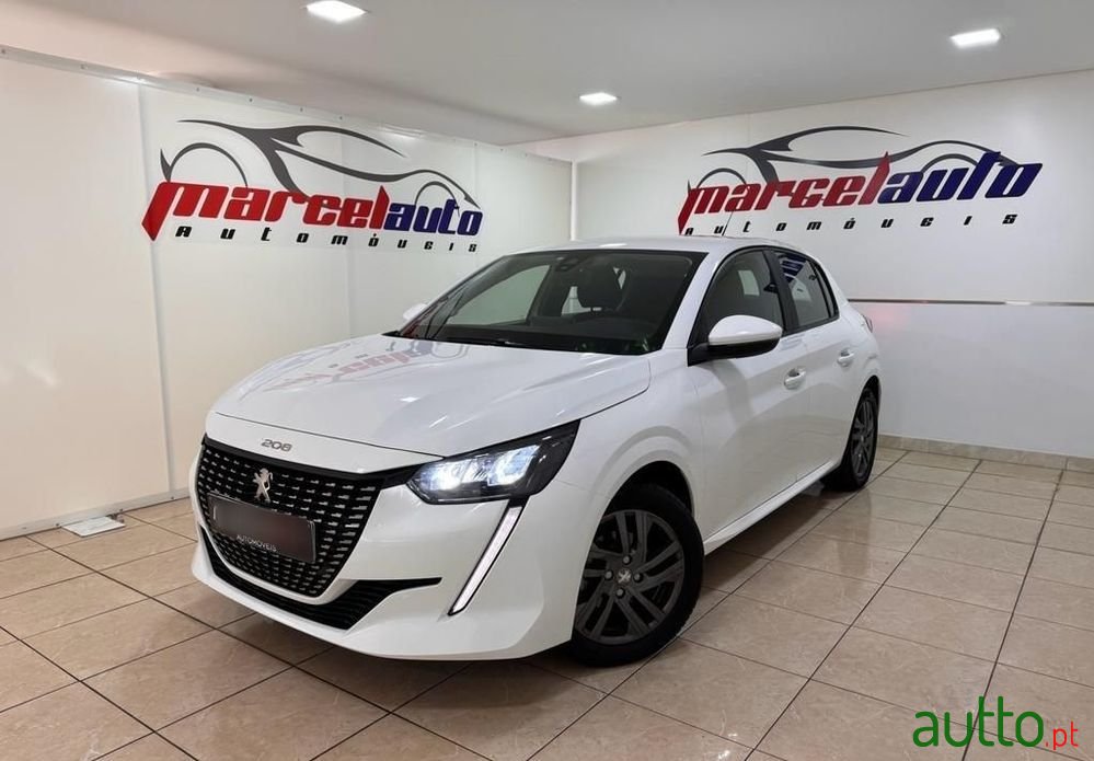 2021' Peugeot 208 photo #1