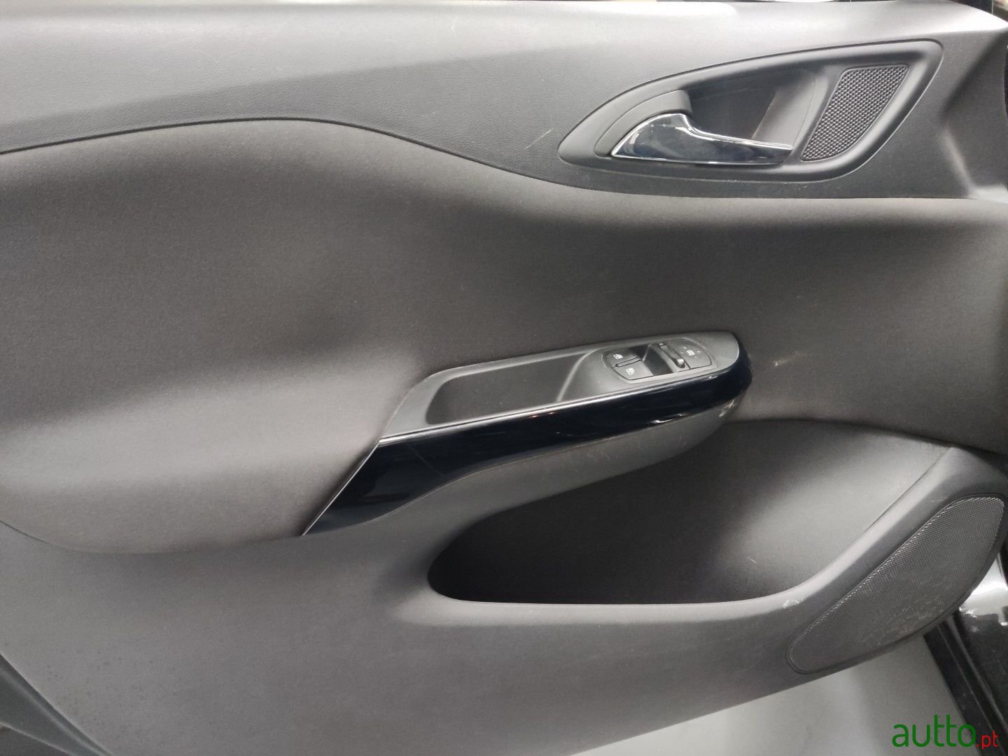 2017' Opel Corsa photo #6