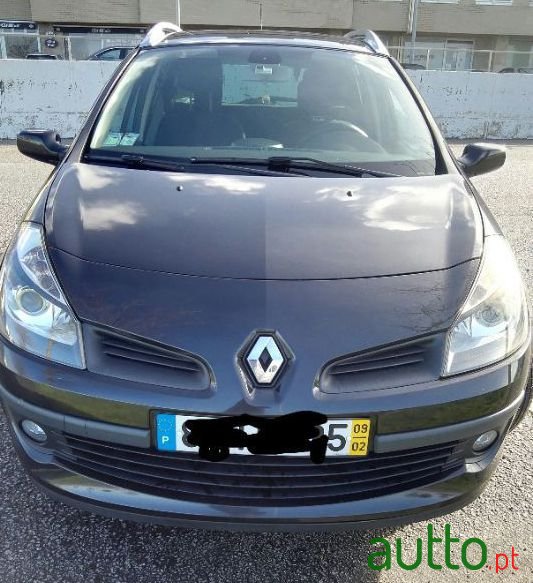 2009' Renault Clio Break photo #1